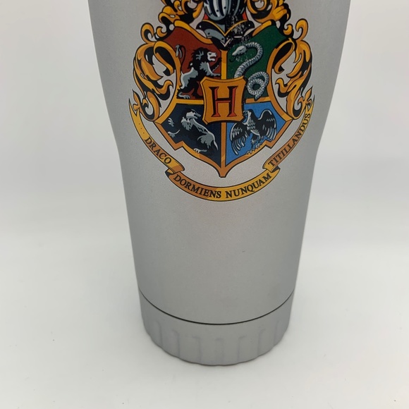 Harry Potter Hogwarts Emblem Metal Travel Thermos Cup Warner Bros. - Picture 3 of 16